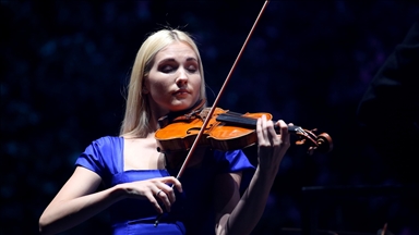 Ukrajinska violinistkinja uz pratnju orkestra otvorila Zagreb Classic 2022.