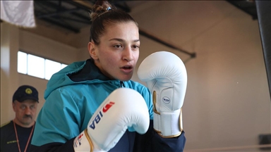 Dünya şampiyonu Buse Naz Çakıroğlu, Akdeniz Oyunları için kendinden emin