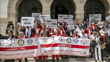 تونس.. وقفة احتجاجية ضد "سيطرة" السلطة على الإعلام الرسمي