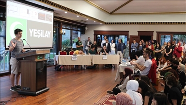 Yeşilay Türkiye geneli liseler arası münazara turnuvası düzenledi