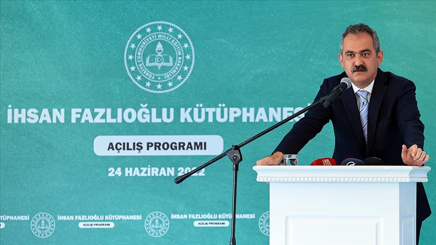 Milli Eğitim Bakanı Özer: Ülkemizdeki tüm okullarımızda, kütüphanesi olmayan hiçbir okul yok. Bu çok önemli