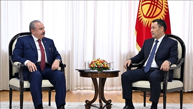 Kırgızistan Cumhurbaşkanı Caparov, TBMM Başkanı Şentop’u kabul etti