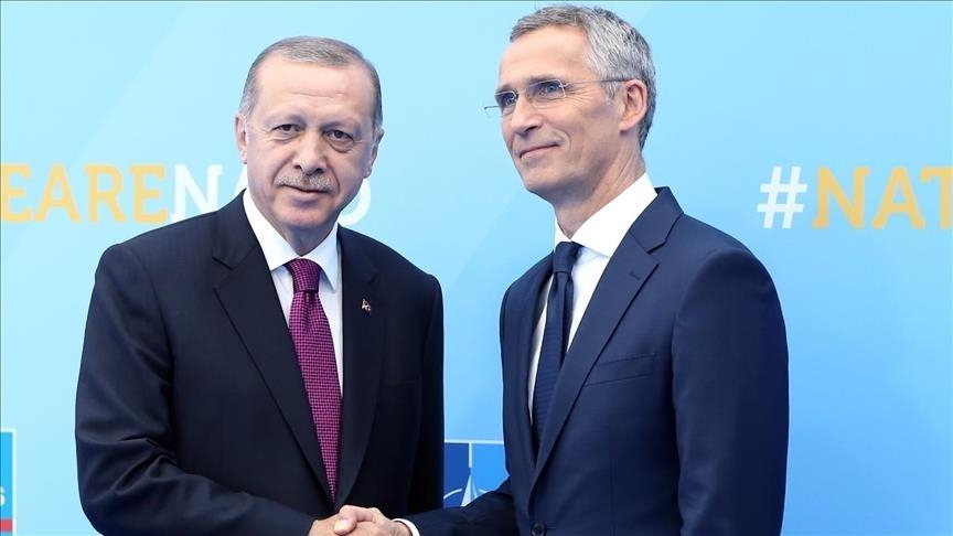 Presidenti turk dhe shefi i NATO-s diskutojnë aplikimin e Suedisë dhe Finlandës