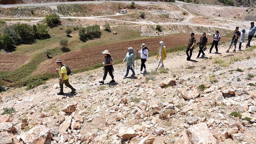 Tarihi İpek Yolu'nun Kemaliye'deki kalıntıları turistlerin rotasında