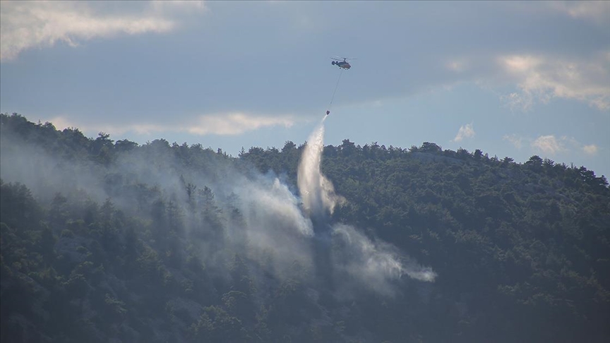 Antalya'da çıkan orman yangını kontrol altına alındı 