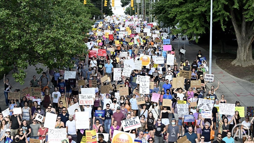 Големи протести низ САД против одлуката на Врховниот суд за абортусот