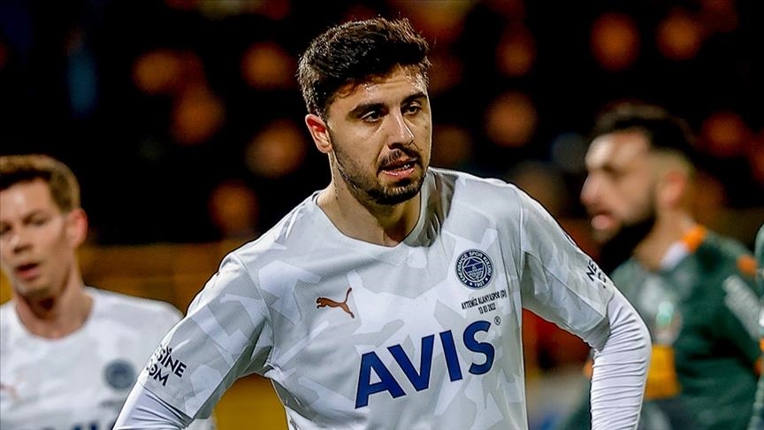 Hull City reach deal with Fenerbahce to sign on Turkish midfielder Ozan Tufan