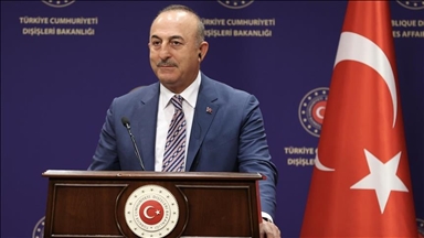 Cavusoglu : "Nous devons continuer à travailler ensemble sur la question du terrorisme"  