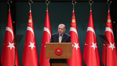 Serokomar Erdogan: "Min ji Wezareta Xebat û Ewlekariya Civakî xwest ku ucreta esxerî jinûve binirxînin"