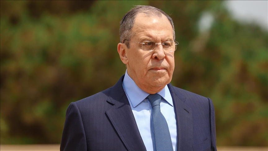 Lavrov, ABD'nin Ukrayna Devlet Başkanı Zelenskiy adına kararlar aldığını söyledi