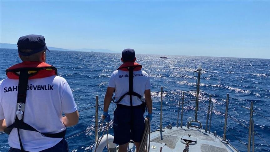 75 irregular migrants rescued off Mugla, Türkiye