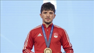 کشتی‌گیر ترکیه در بازی‌های مدیترانه مدال طلا گرفت