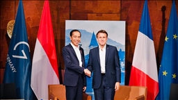 Jokowi bahas situasi Ukraina dengan Macron