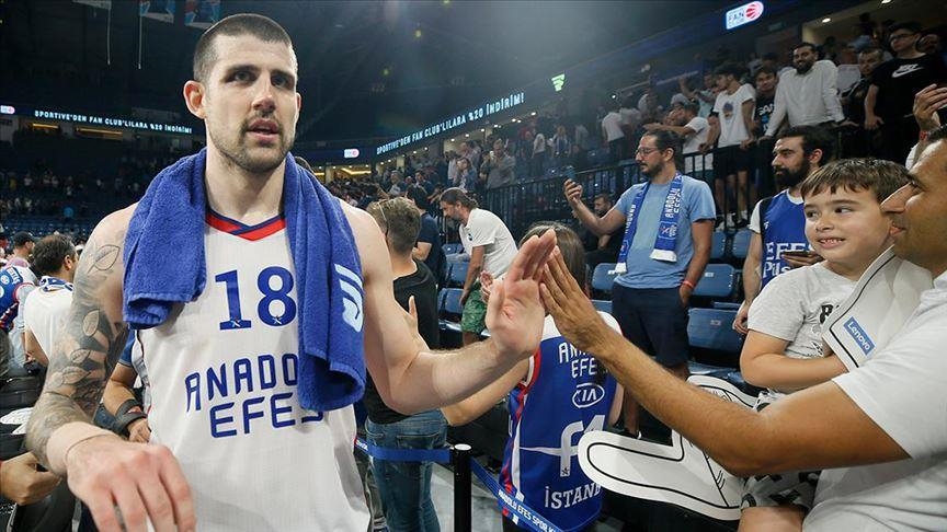 Anadolu Efes part ways with French forward Moerman