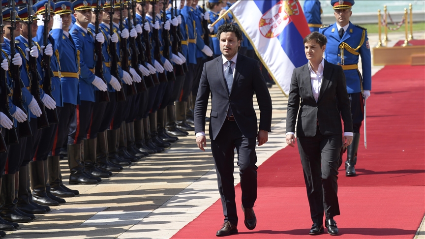Srbija: Svečanim dočekom počela zvanična poseta crnogorskog premijera Abazovića