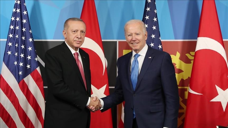 Erdogan et Biden s'entretiennent en marge du Sommet de l'OTAN