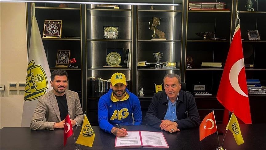 Mantan penyerang Real Madrid Jese Rodriguez bergabung dengan Ankaragucu