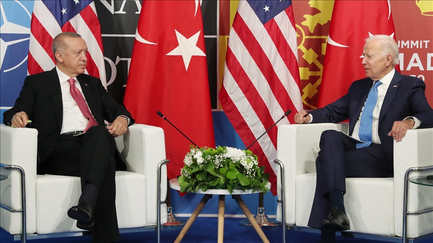 Biden souligne le "travail exceptionnel" réalisé par Erdogan afin de résoudre la crise céréalière