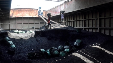 العودة إلى الفحم.. حرب أوكرانيا تضاعف أزمة المناخ (تقرير)