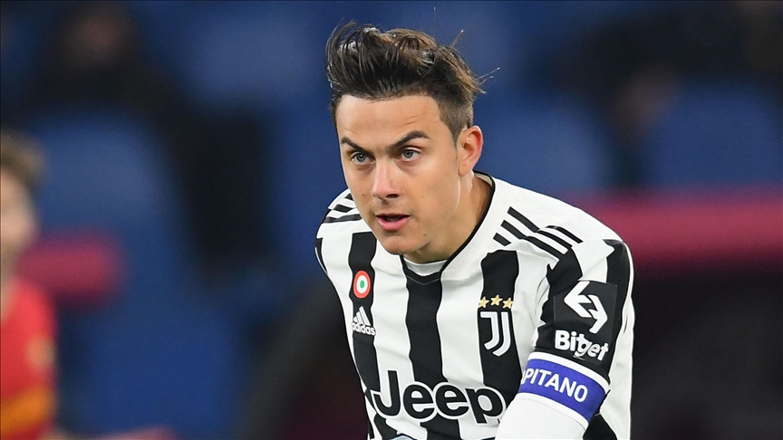 L’attaccante argentino Dybala saluta la Juventus