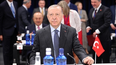 Cumhurbaşkanı Erdoğan, NATO Zirvesi'nde yoğun diplomasi trafiği yürüttü