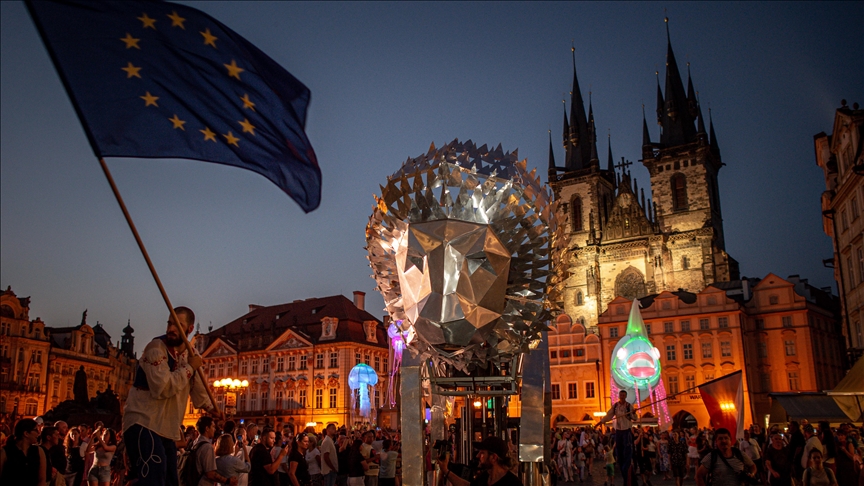 Чешка од Франција го презеде претседавањето со Европската Унија