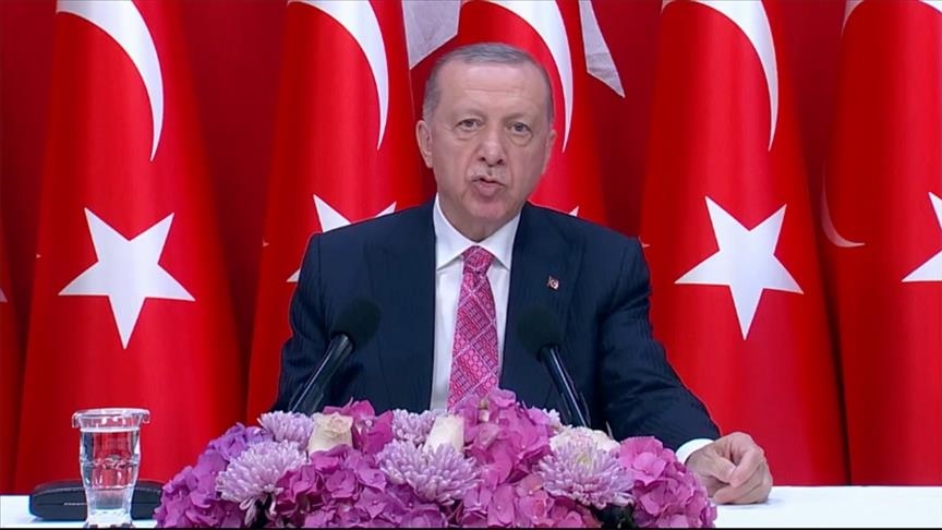 Serokomar Erdogan: Mehaneya kêmtirîn ji sedî 30 zêdebûnê va wek 5 hezar û 500 lire hat zêdekirin