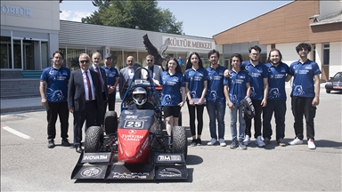 Atatürk Üniversitesi öğrencilerinin tasarladığı yarış aracı İtalya'da boy gösterecek