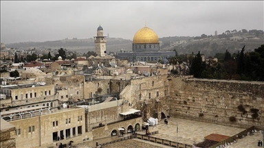 "أوقاف" القدس: استمرار تساقط الحجارة من أعمدة المسجد الأقصى القديم