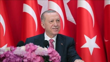 أردوغان يعلن رفع الحد الأدنى للأجور 30 بالمئة