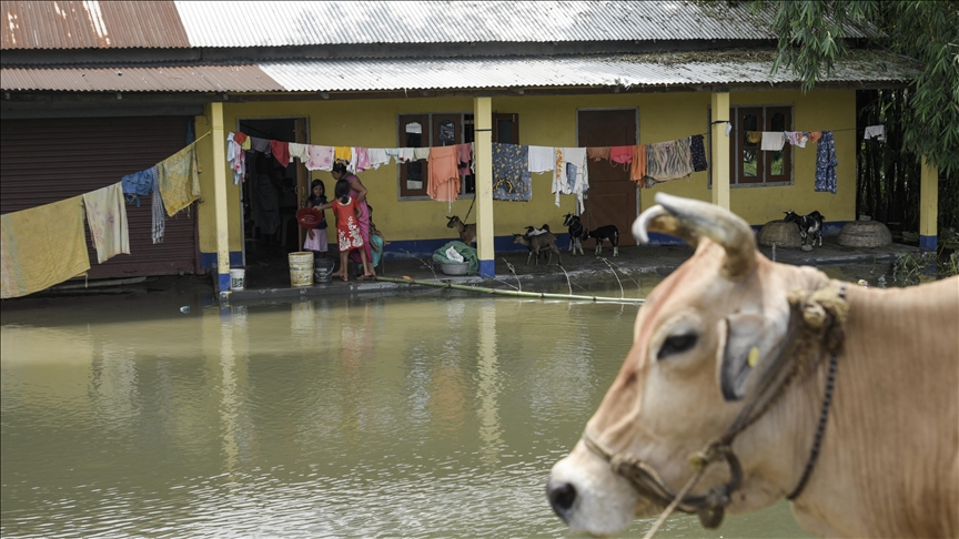 Death toll rises to 20 in landslide in India's Manipur