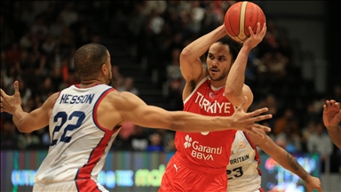 Larkin-led Türkiye beat Great Britain in 2023 basketball World Cup quals