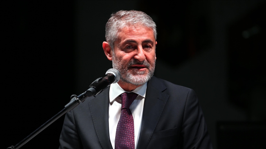 Hazine ve Maliye Bakanı Nebati kamu çalışanı ve emekli maaşlarındaki artışı değerlendirdi