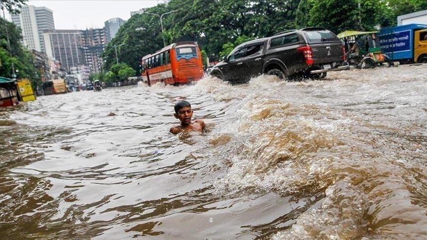 فيضانات بنغلاديش.. ارتفاع حصيلة القتلى إلى 102