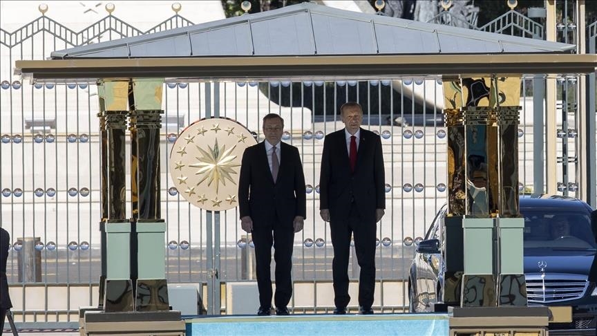 Türkiye : le PM italien accueilli avec une cérémonie officielle