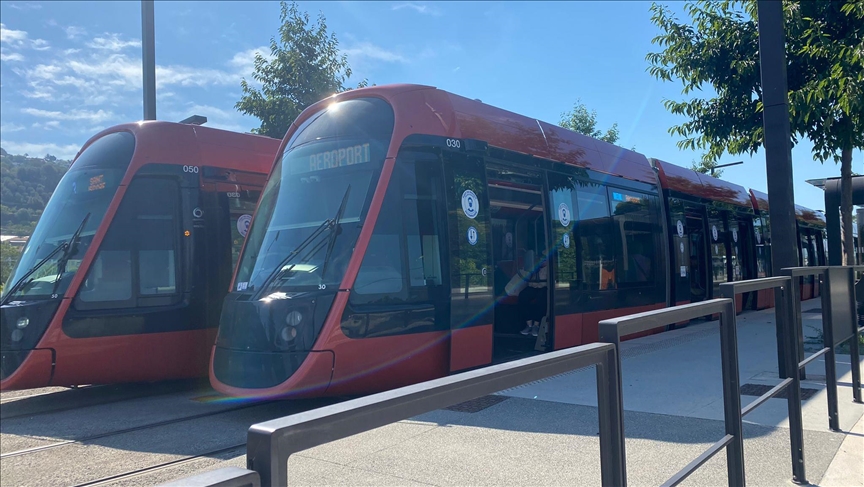 France / Covid-19 : la ville de Nice restaure l’obligation de porter un masque dans les transports
