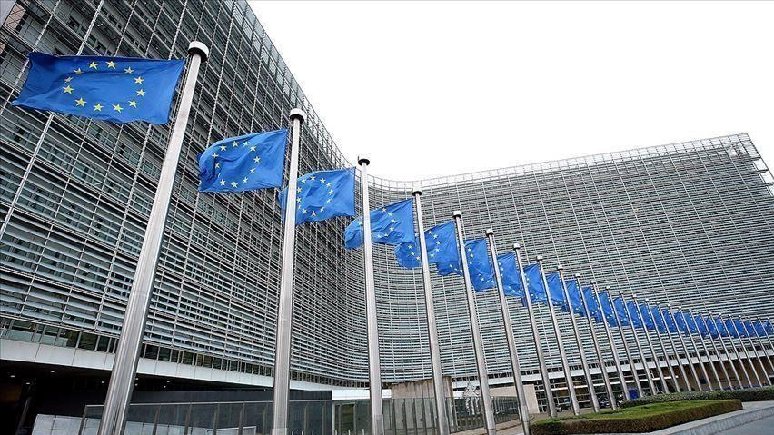 PE: Eurodeputetët bëjnë thirrje për miratim urgjent të një regjimi pa viza për Kosovën