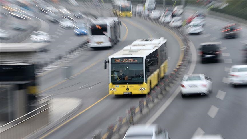 İETT'ye bağlı özel halk otobüsü şoförleri, sürücüleri görüntüleyen kameraların kaldırılmasını istedi