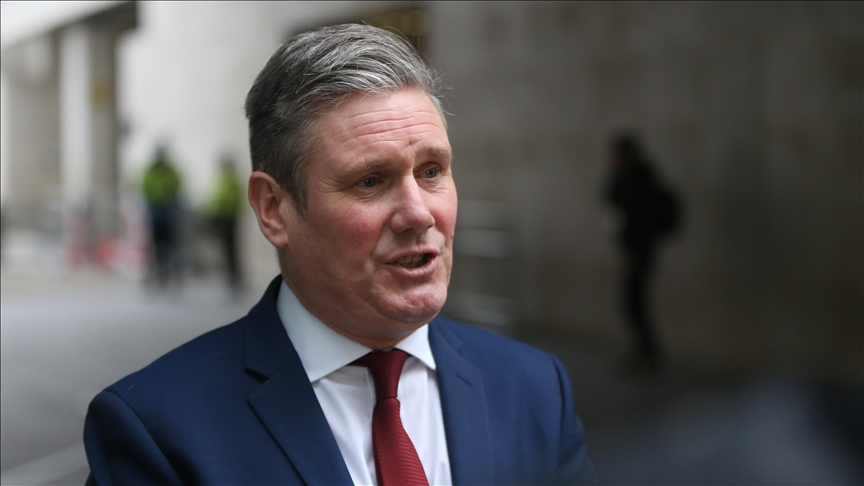 Líder de la oposición británica asegura que el Gobierno de Boris Johnson “se está derrumbando”