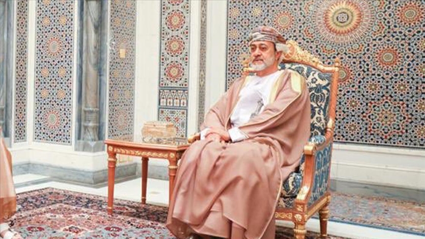 سلطان عُمان يدعو ملك الأردن إلى زيارة مسقط