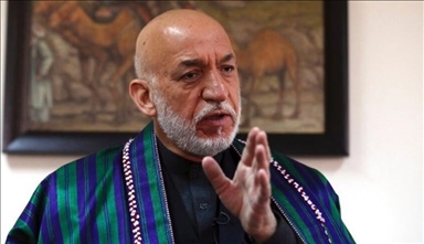 کرزی: نشست بزرگ علما در کابل «همایش داخلی طالبان» بود 