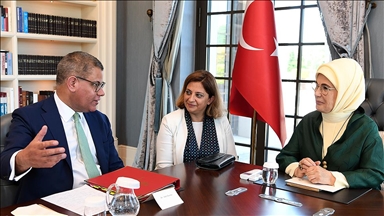 COP26 Başkanı Sharma'dan Emine Erdoğan'a teşekkür ziyareti