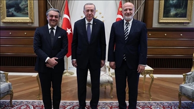 Erdogan reçoit le directeur général du constructeur automobile Renault