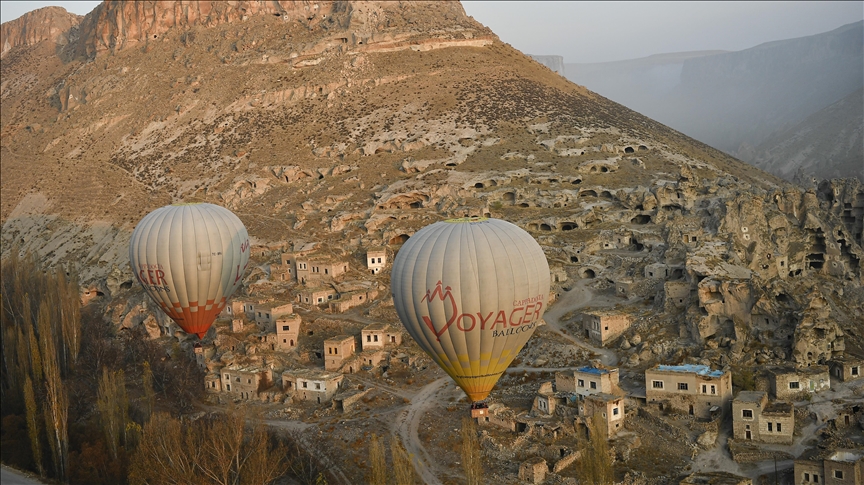 Kapadokya’nın giriş kapısı Soğanlı'da balon turizmi yeniden başladı