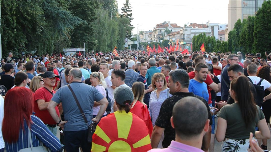 Shkup, incident i armatosur në protestën e sotme kundër propozimit francez