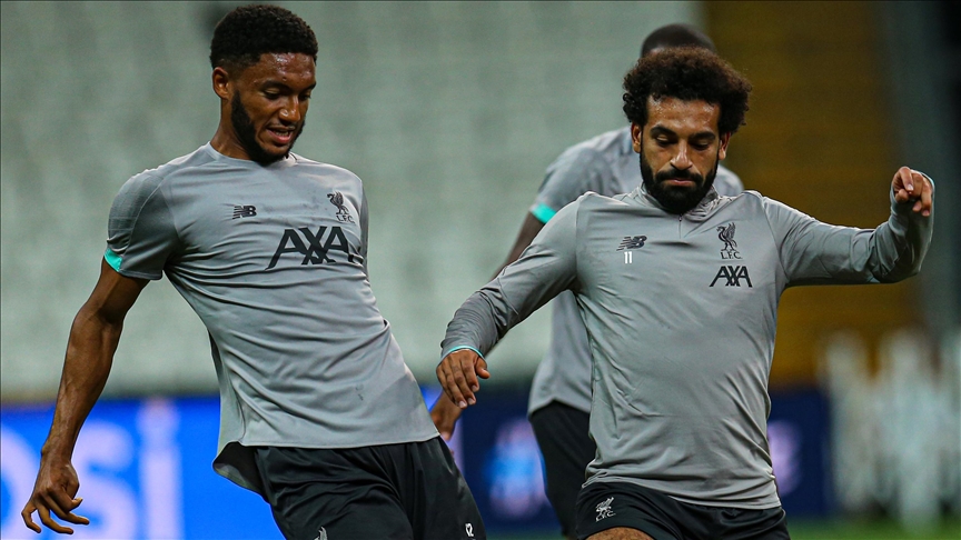 English defender Gomez extends contract with Liverpool