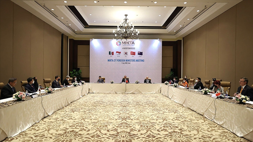 MIKTA 21. Dışişleri Bakanları Toplantısı, Çavuşoğlu'nun başkanlığında Endonezya'da yapıldı