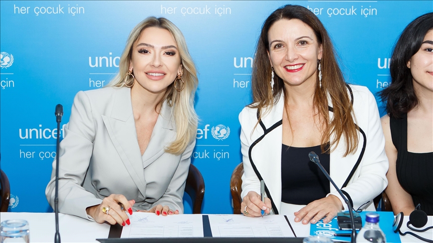 Hadise, UNICEF Türkiye'nin çocuk koruma programlarının sözcülüğüne atandı