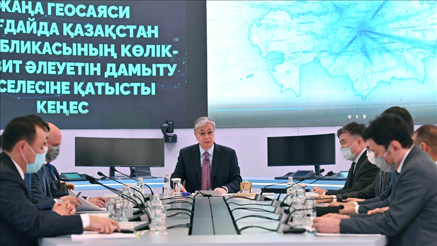 Токаев поручил модернизировать национальную железнодорожную компанию