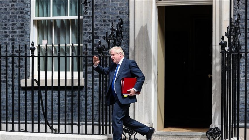 Boris Johnson holds Cabinet meeting after resigning as UK premier